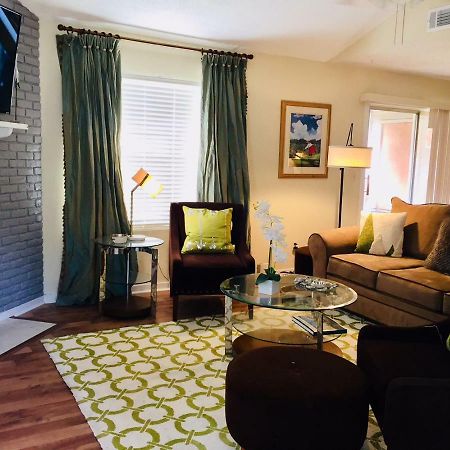 Southern Sophistication At The Park Charleston Exterior foto