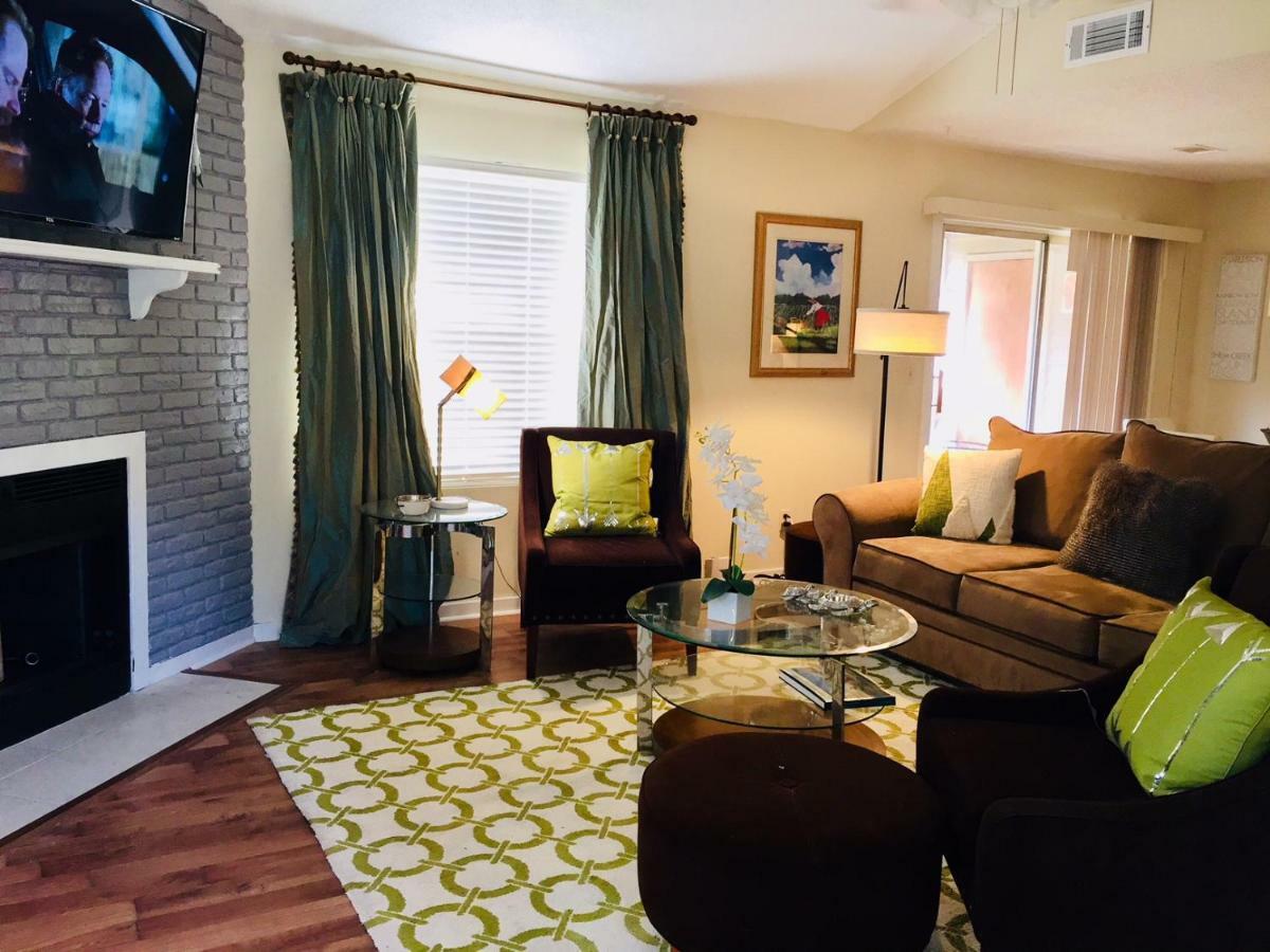 Southern Sophistication At The Park Charleston Exterior foto